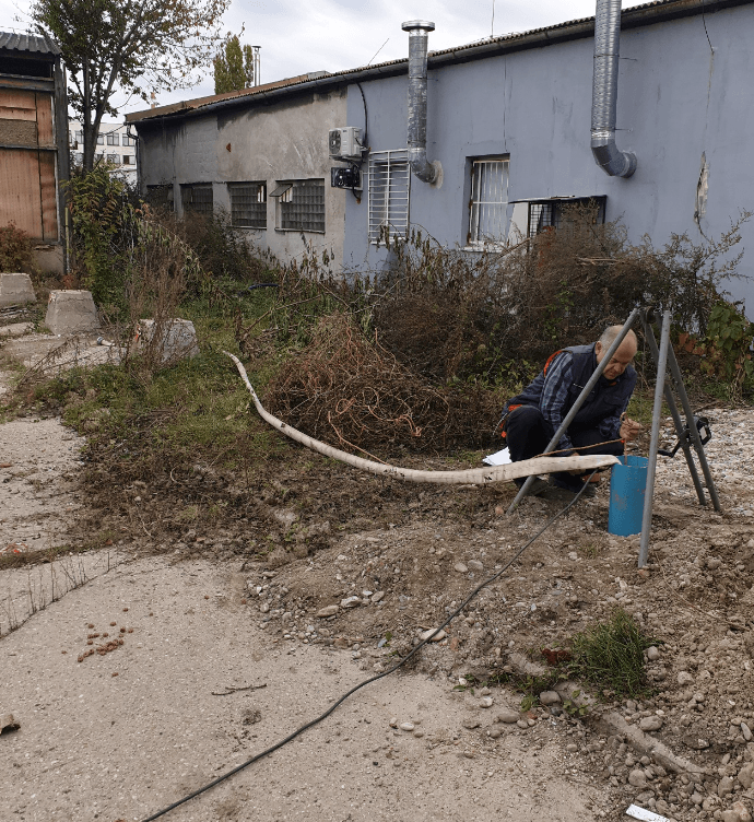 Čerpacia skúška — overenie výdatnosti studne a odber vzorky podzemnej vody
